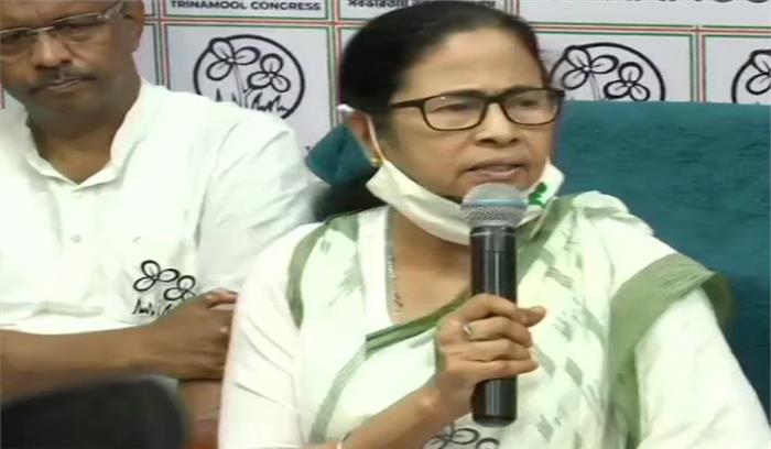पश्चिम बंगाल विधानसभा चुनाव: सिर्फ नंदीग्राम से चुनाव लड़ेंगी ममता बनर्जी, जारी हुई लिस्ट