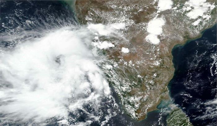 चक्रवात निसर्ग : अरब सागर में तूफान की गतिविधियां हो रहीं तेज