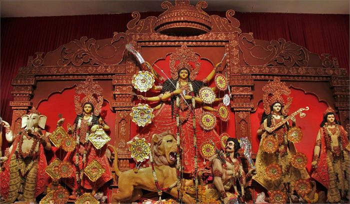 पश्चिम बंगाल में आज से हुई दुर्गा पूजा उत्सव की शुरुआत