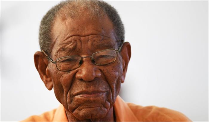 वेस्टइंडीज के महान क्रिकेटर सर एवर्टन वीक्स को पड़ा दिल का दौरा, आईसीयू में भर्ती वेस्टइंडीज के महान क्रिकेटर सर एवर्टन वीक्स को पड़ा दिल का दौरा, आईसीयू में भर्ती