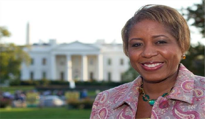 व्हाइट हाउस ने ‘चीफ अशर’ को बर्खास्त किया 