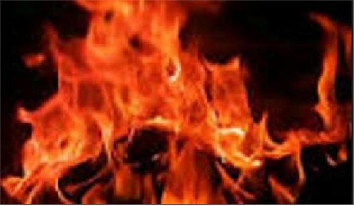 पत्नी से विवाद में पति ने लगाई आग, मौत