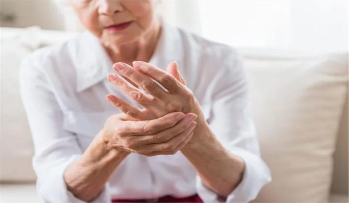 सर्दियों के मौसम में बुजुर्गों, गठिया के रोगियों की बढ़ सकती है परेशानी