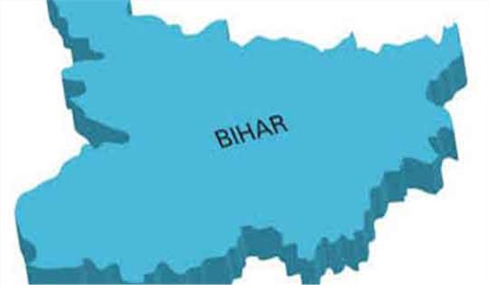 महिला ने 2 बेटियों संग गंगा में लगाई छलांग, मौत महिला ने 2 बेटियों संग गंगा में लगाई छलांग, मौत