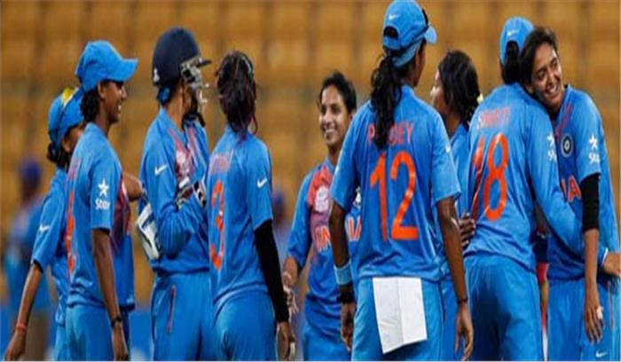 महिला क्रिकेट : भारत ने द. अफ्रीका को सस्ते में समेटा