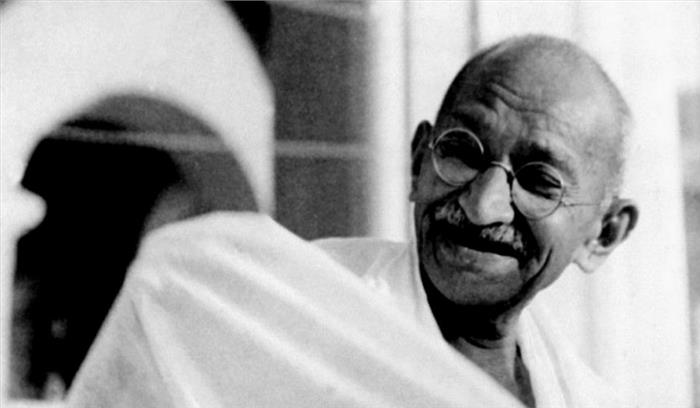 महात्मा गांधी थे महिलाओं को रूढ़ियों और कुप्रथाओं से मुक्त करने के हिमायती