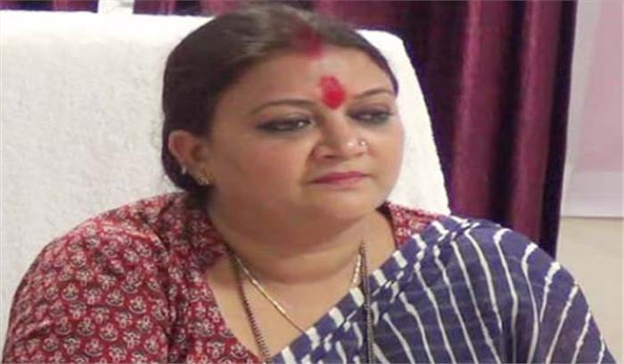 महिलाएं नवाचार अपनाकर स्वरोजगार से आत्मनिर्भर बनें : भूपेश