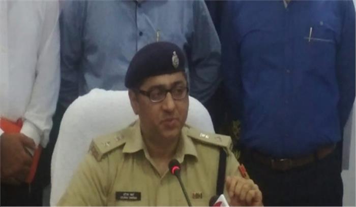 महिला ड्रग सप्लायर ले डूबी चार सिपाहियों की इज्जत, डीसीपी ने किये चारों लाइन हाजिर