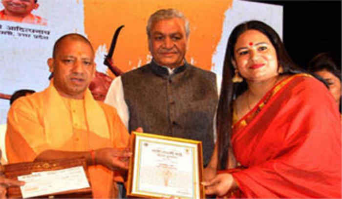 पीएसी में जल्द ही महिला कर्मियों की अलग बटालियन होगी: योगी