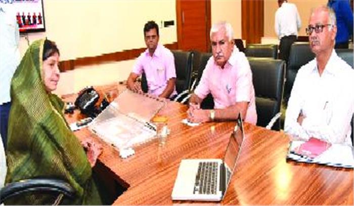 मंत्री रमशीला से जनप्रतिनिधियों ने की मुलाकात