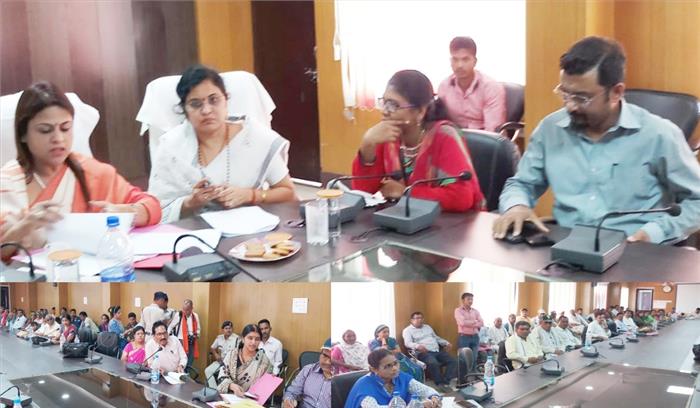 पारिवारिक समस्याओं का समाधान परिवार के सदस्यों के सामंजस्य से करें : हर्षिता पाण्डेय