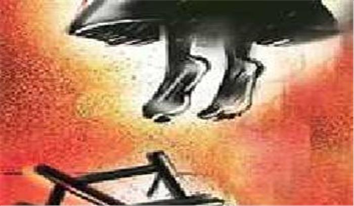 फांसी के फंदे पर झूली विवाहिता