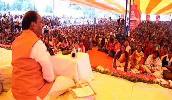 काम पर लौटें पारा शिक्षक नहीं तो टेट उत्तीर्ण होंगे बहाल : रघुवर