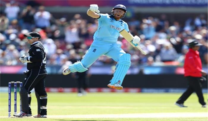 विश्व कप : न्यूजीलैंड को हरा इंग्लैंड ने 27 साल बाद रखा सेमीफाइनल में कदम