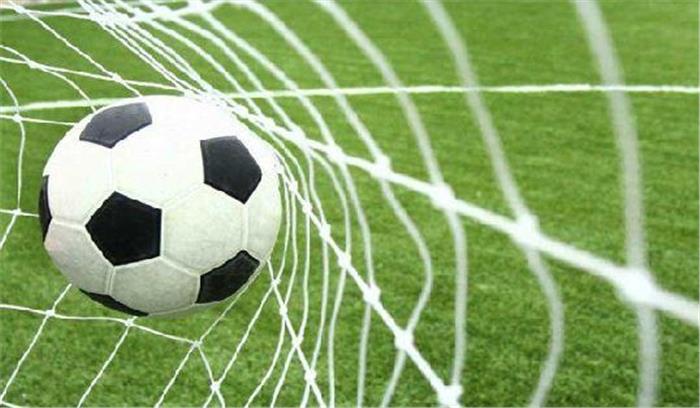 विश्व कप प्लेआफ के लिए पेरू ने फारवर्ड योर्डी रेयना को टीम में शामिल किया