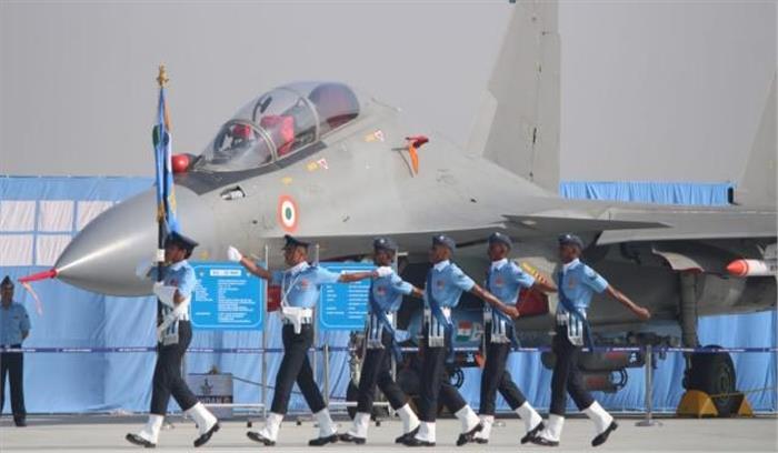 भारतीय वायु सेना ने 86 वें स्थापना दिवस पर दिखाया अपना दम खम