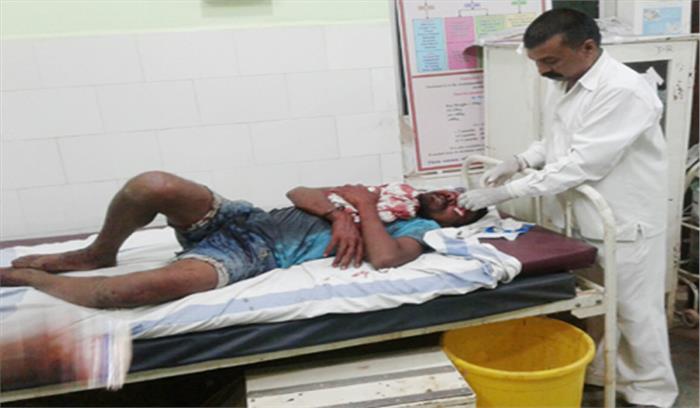 आपसी विवाद के चलते 2  घायल