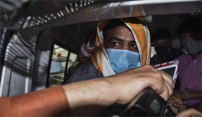 हत्या के आरोपी पहलवान सुशील कुमार को रेलवे ने किया निलंबित