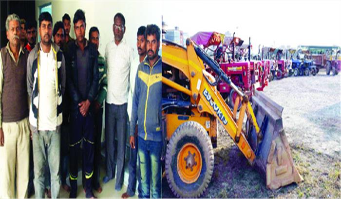 अवैध रूप से चल रहे स्टोन क्रैशरों पर छापेमारी