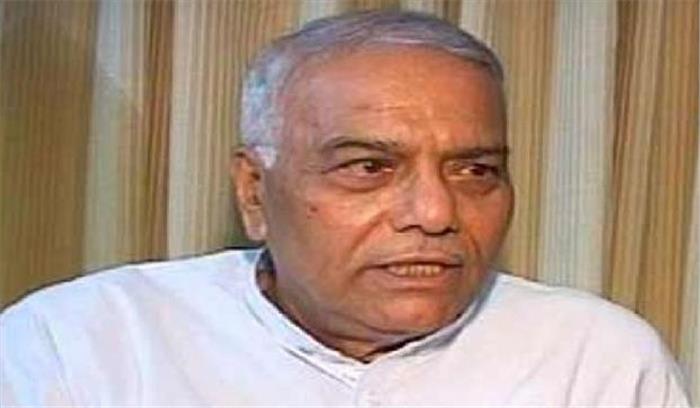 कश्मीर घाटी के बिगड़ते हालात से  चिंतित हैं: यशवंत सिन्हा