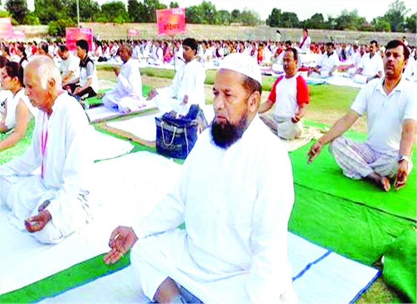 योग शरीर ही नहीं आत्मा को करता है शुद्ध