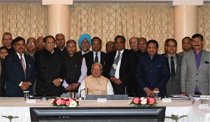 युवा पीढ़ी को संविधान के प्रति जागरूक करना आवश्यक है : मिश्र