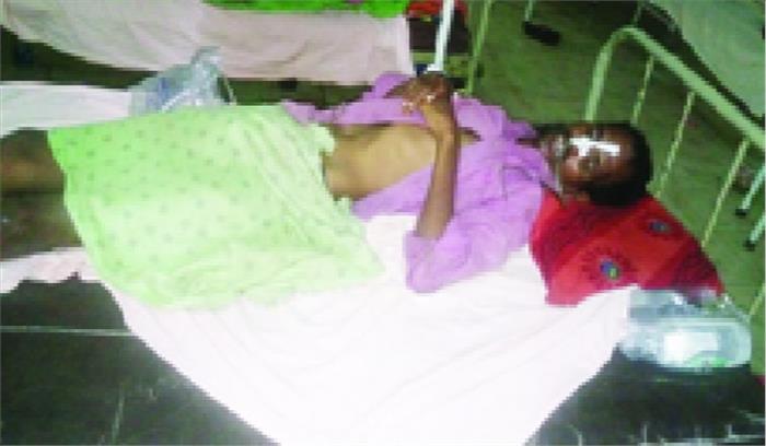 युवक व छात्रा ने किया जहर सेवन युवक व छात्रा ने किया जहर सेवन