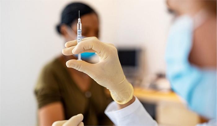 अगले सप्ताह से बंद करना पड़ेगा युवाओं का वैक्सीनेशन : दिल्ली सरकार