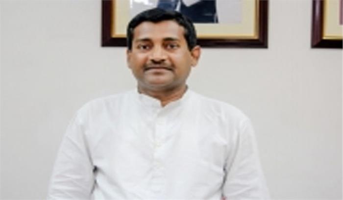 युवक कांग्रेस ने ईंधन मूल्य वृद्धि के खिलाफ प्रदर्शन किया