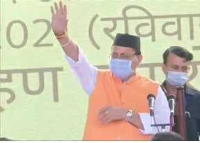 पुष्कर सिंह धामी बने मुख्यमंत्री , राजभवन में ली पद की शपथ