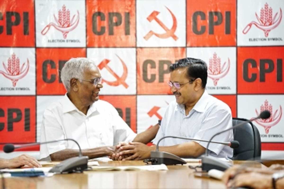 सीबीआई, ईडी का नाम बदलकर बीजेपी सेना कर देना चाहिए : केजरीवाल सीबीआई, ईडी का नाम बदलकर बीजेपी सेना कर देना चाहिए : केजरीवाल