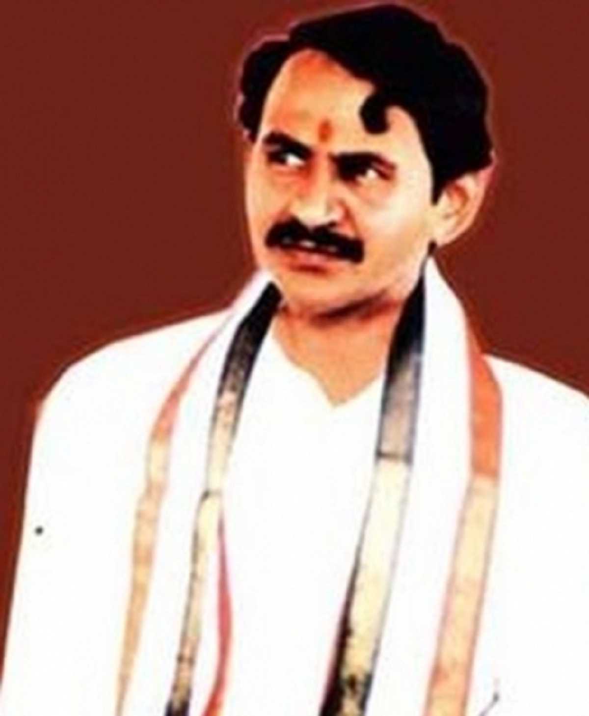 वाईएसआरसीपी और टीडीपी में भिड़ंत के बाद आंध्र प्रदेश के गुड़िवाड़ा में तनाव वाईएसआरसीपी और टीडीपी में भिड़ंत के बाद आंध्र प्रदेश के गुड़िवाड़ा में तनाव