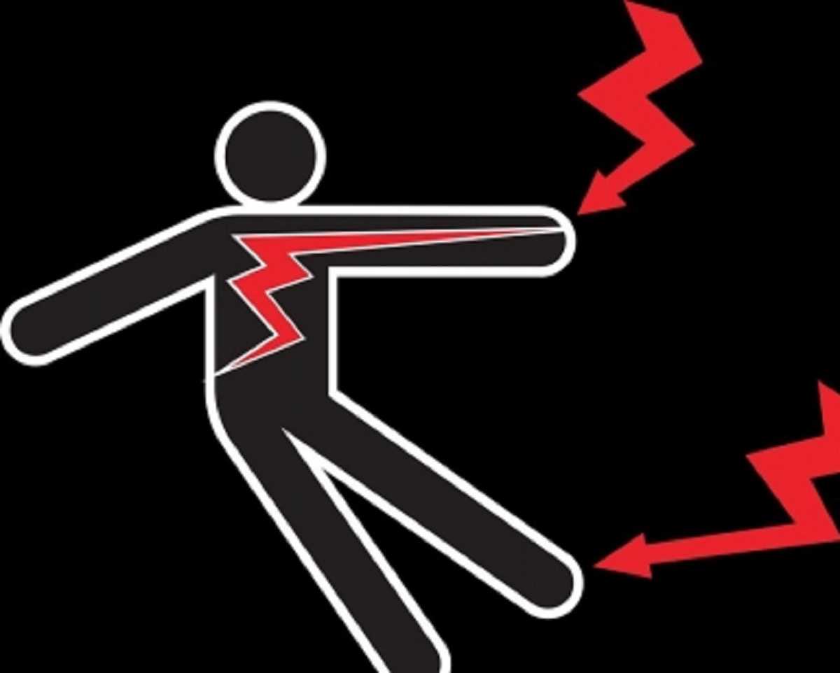 बोकारो पुलिस लाइन में झंडा फहराने के दौरान करंट लगने से एक की मौत