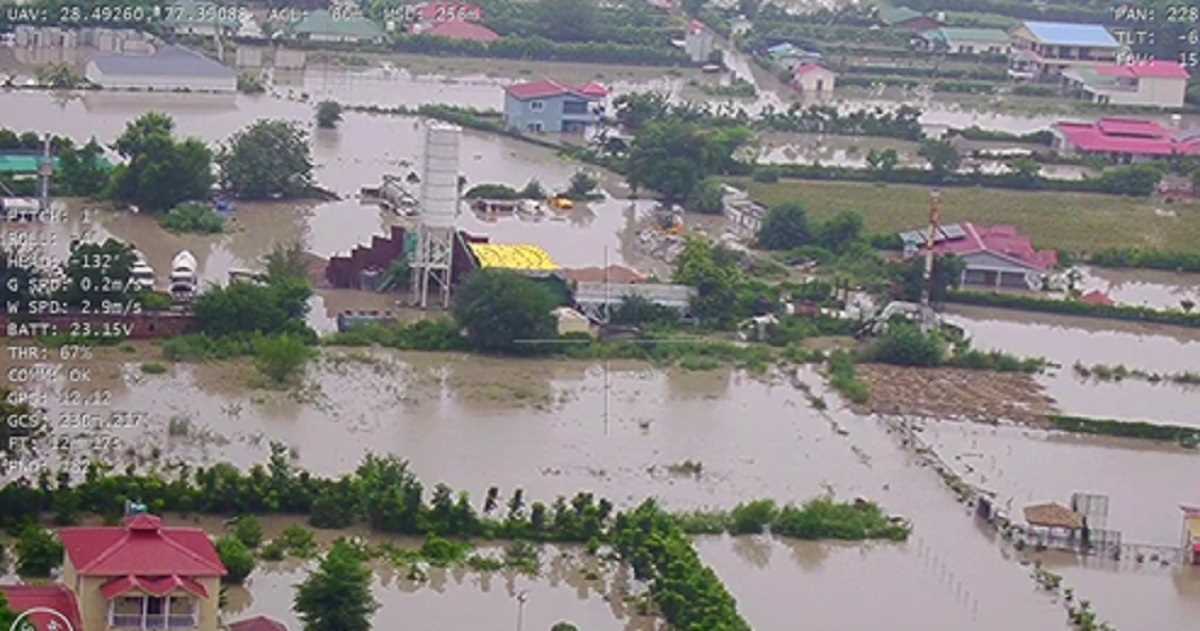ड्रोन से की जा रही है बाढ़ में फंसे लोगों की खोज, सैकड़ों को सुरक्षित निकाला गया