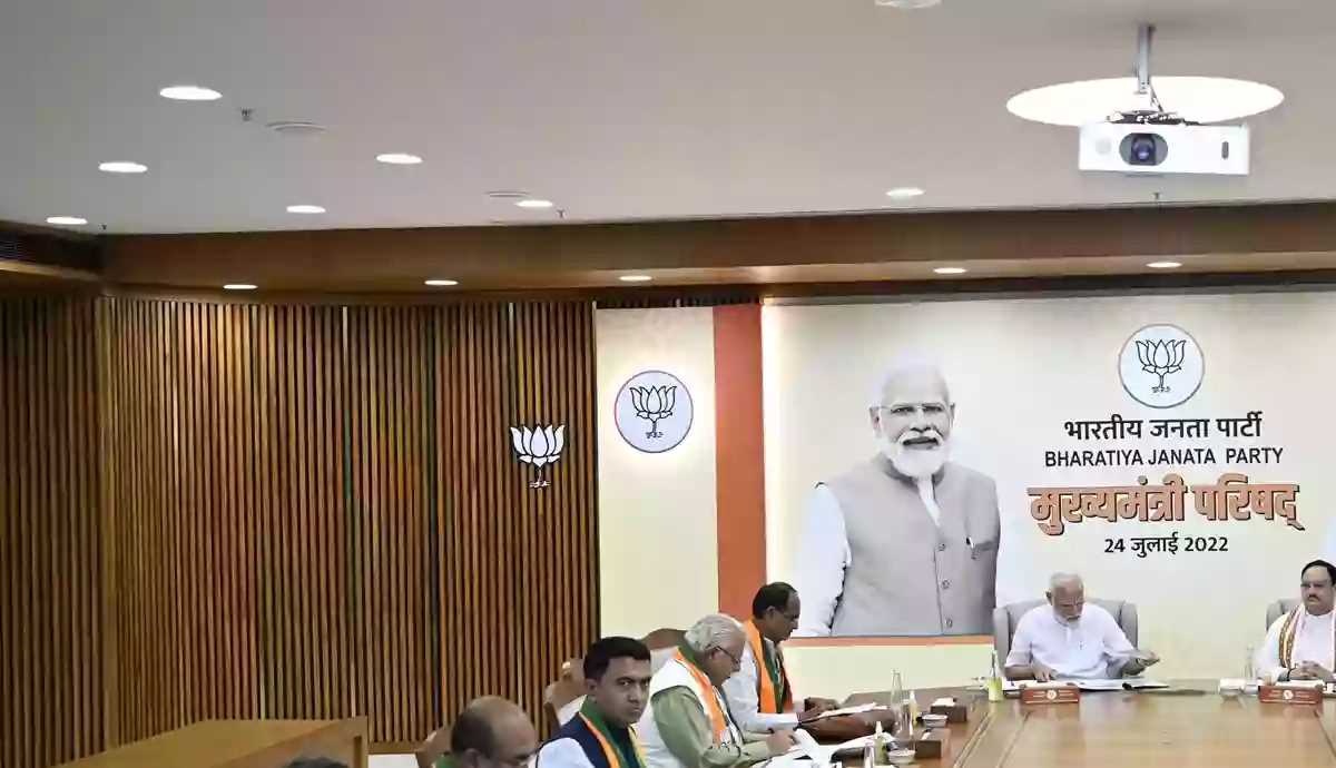 प्रधानमंत्री ने भाजपा शासित राज्यों के मुख्यमंत्रियों से मुलाकात की