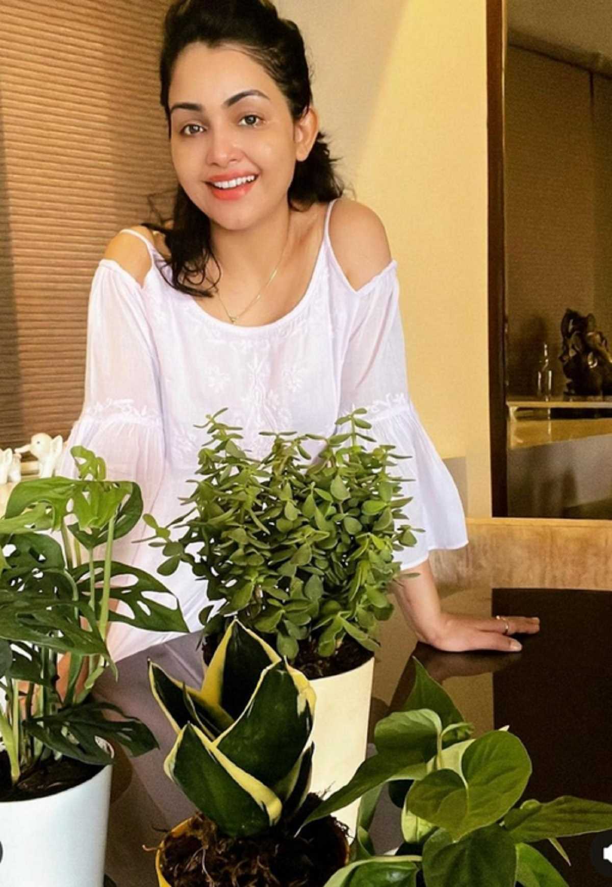 भाबीजी घर पर हैं की अभिनेत्री शुभांगी अत्रे ने घरेलू बागवानी करने पर दिया जोर