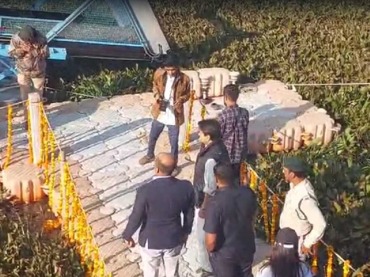 शिवपुरी में सिंधिया के कार्यक्रम में मधुमक्खियों का हमला