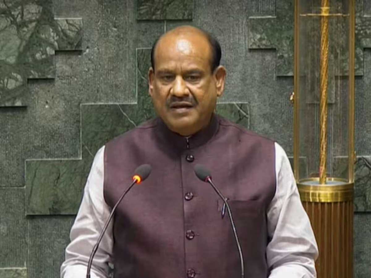 ओम बिरला ने संसद के शीतकालीन सत्र में सकारात्मक संवाद और सहयोग की जताई उम्मीद ओम बिरला ने संसद के शीतकालीन सत्र में सकारात्मक संवाद और सहयोग की जताई उम्मीद