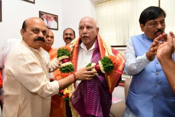 सत्ता बरकरार रखने के लिए येदियुरप्पा का मार्गदर्शन चाहिए : कर्नाटक के मुख्यमंत्री