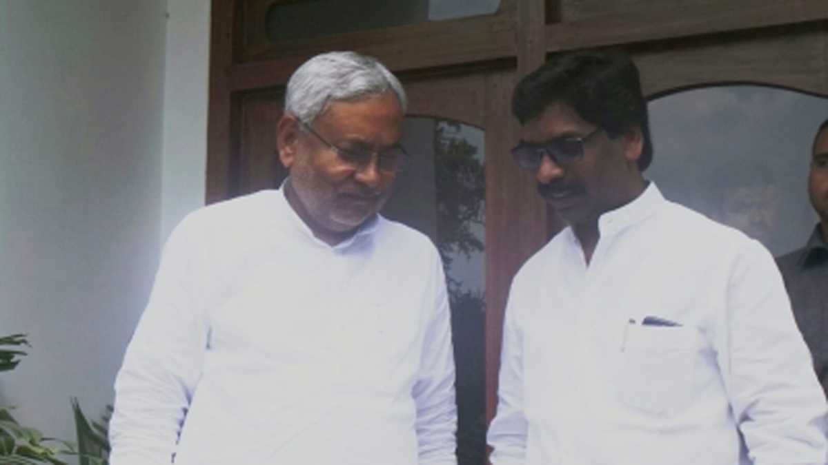 नीतीश के साथ हेमंत की बढ़ती दोस्ती को लेकर झारखंड में सहज नहीं है कांग्रेस