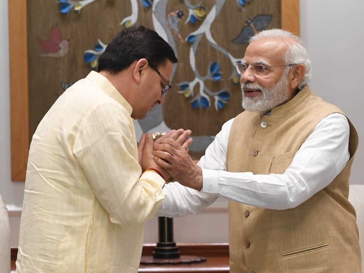 जोशीमठ को लेकर पीएम मोदी ने सीएम धामी से की बात, हर संभव मदद का वादा
