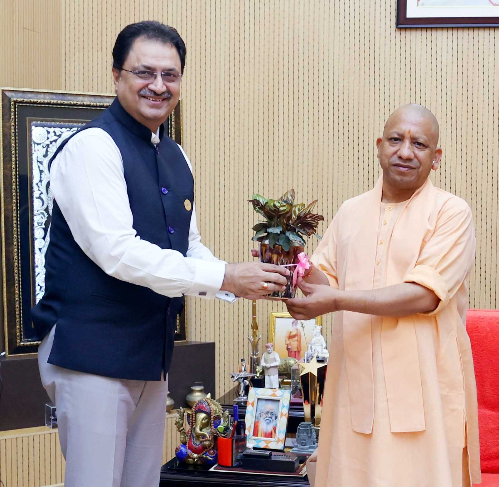 उत्तर प्रदेश में बनेंगे 20 नए हाईटेक कारागार उत्तर प्रदेश में बनेंगे 20 नए हाईटेक कारागार