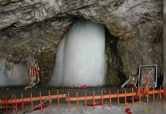 बाबा बर्फानी के दर्शन के लिए जम्मू से यात्रियों का एक और जत्था रवाना