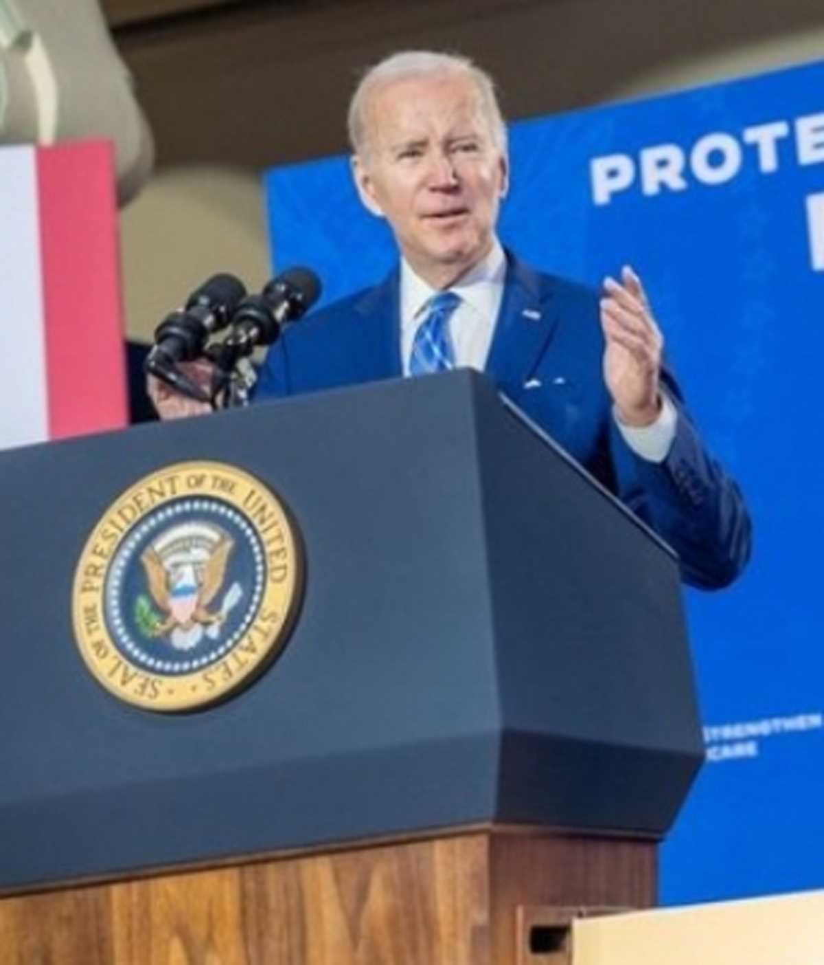 बाइडेन की लोकप्रियता भारत में 2022 में बढ़ी