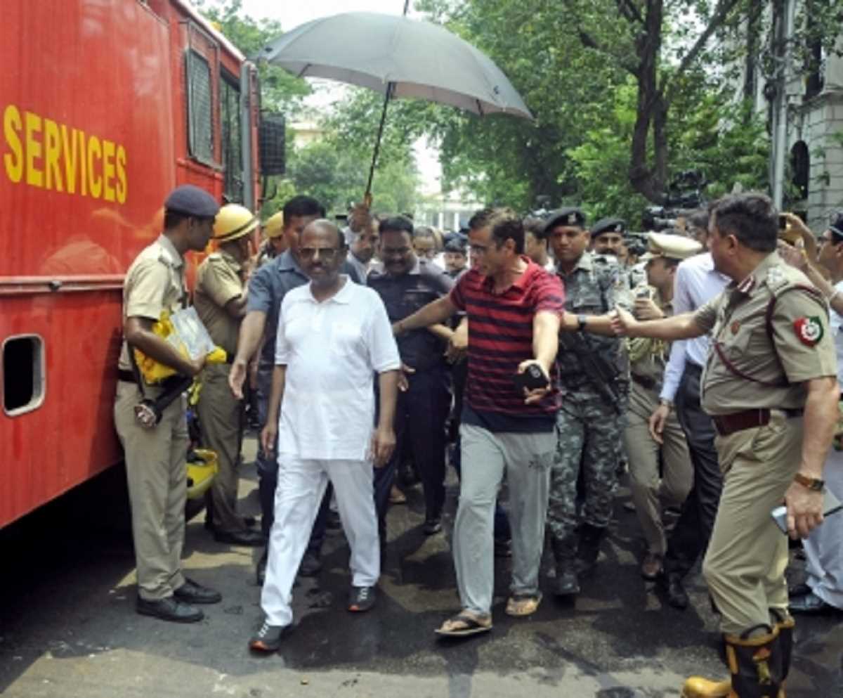 बंगाल पंचायत चुनाव: हिंसा की घटनाओं पर सीधे नजर रखेगा राजभवन