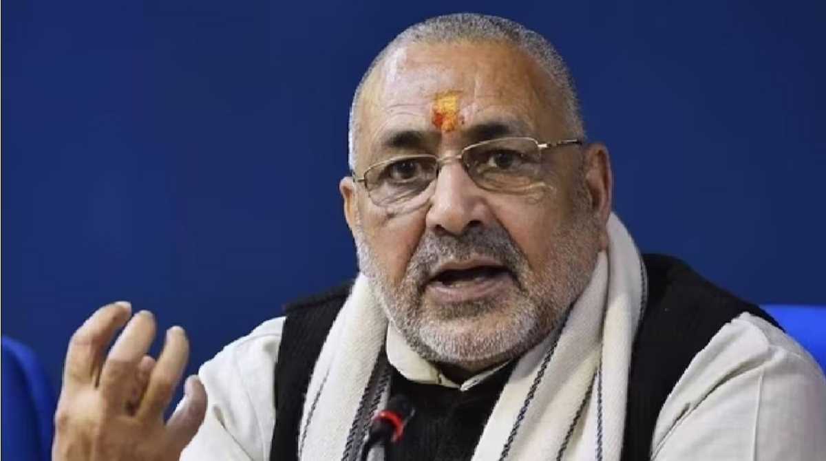 चीन की तरह भारत को भी जनसंख्या नियंत्रण के लिए कड़े कानून की जरूरत : गिरिराज सिंह