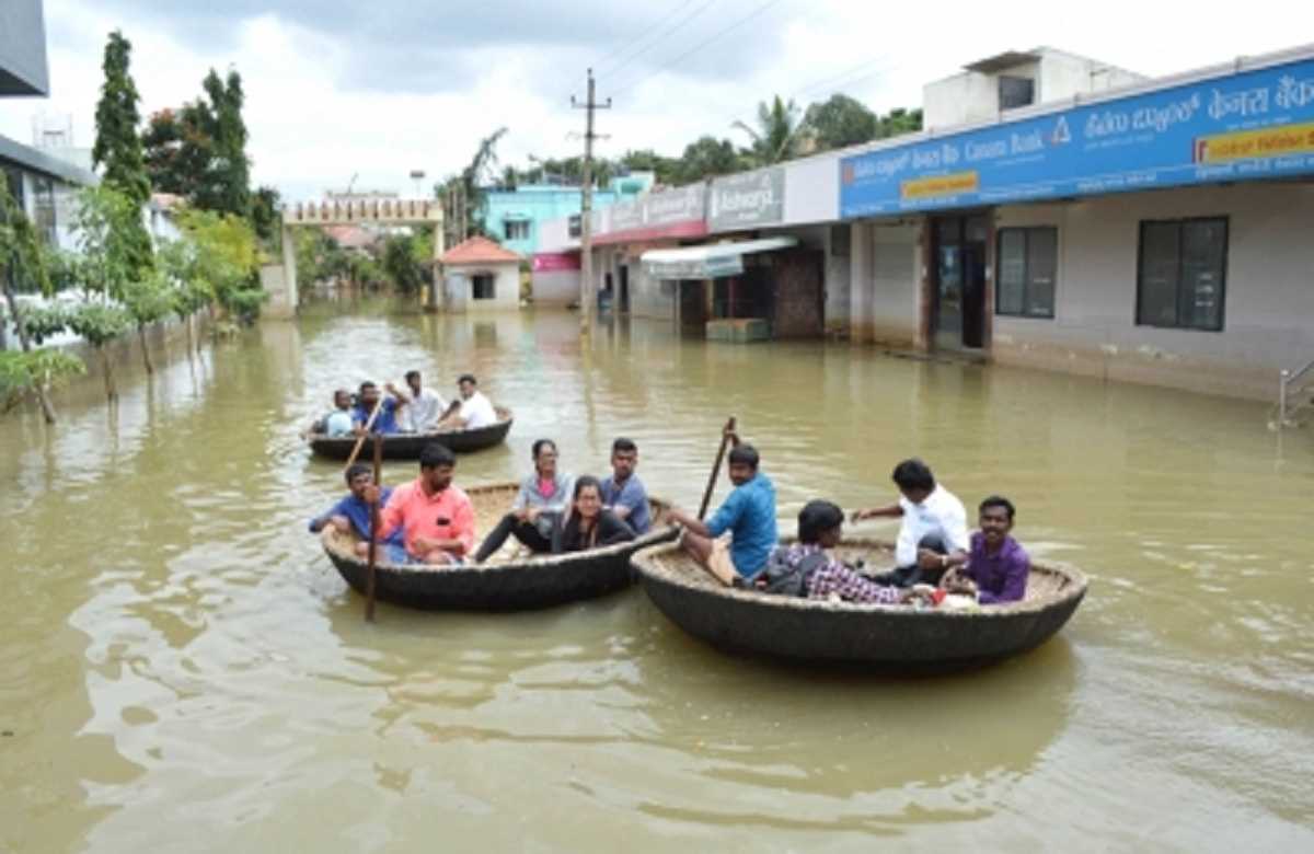कर्नाटक में बारिश: एक अक्टूबर से अब तक 13 लोगों की मौत, मुख्यमंत्री ने राहत को लेकर अधिकारियों को निर्देश दिए
