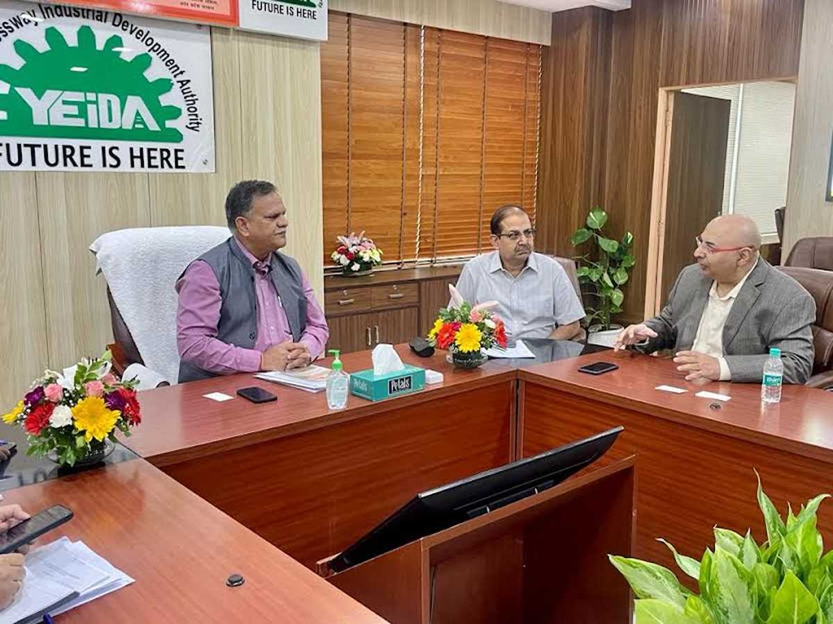 फिल्म सिटी परियोजना को लेकर आईडीसी ने फाॅक्स स्टूडियो का लिया सुझाव