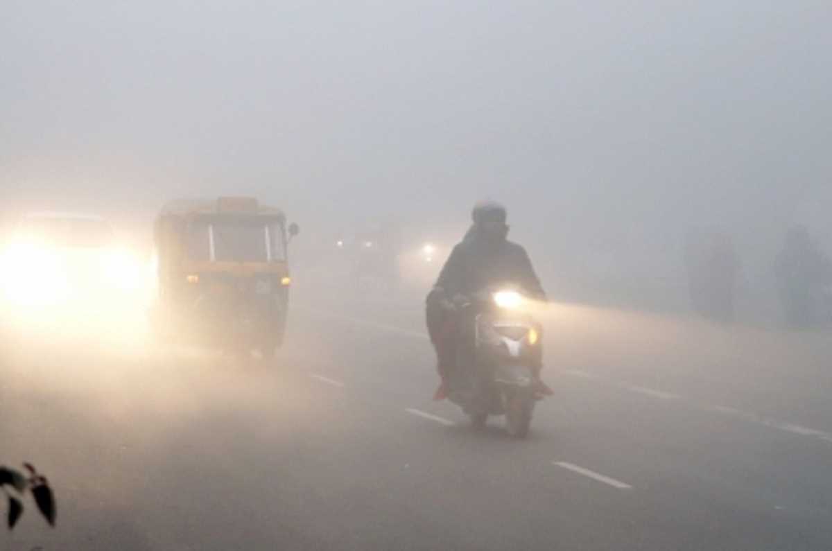 दिल्ली में तापमान 4.7 सेल्सियस दर्ज, छाया रहेगा घना कोहरा