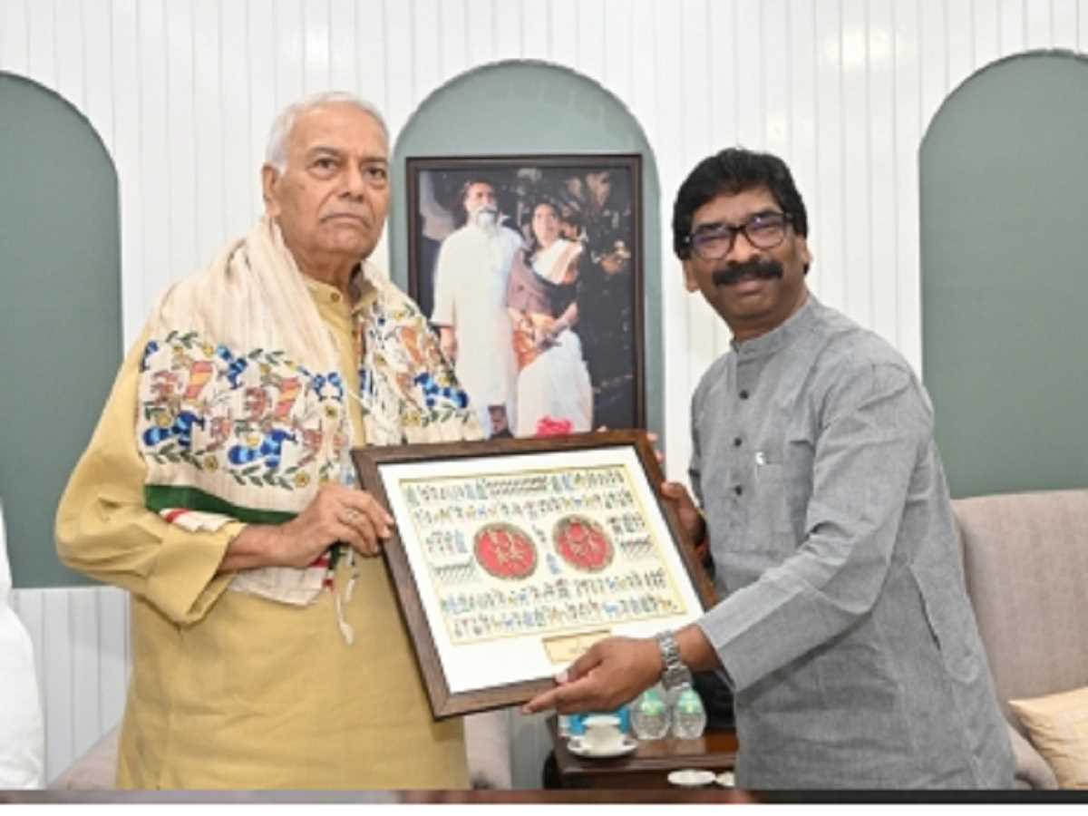 झारखंड के मुख्यमंत्री हेमंत सोरेन से मिले यशवंत सिन्हा, मांगा समर्थन